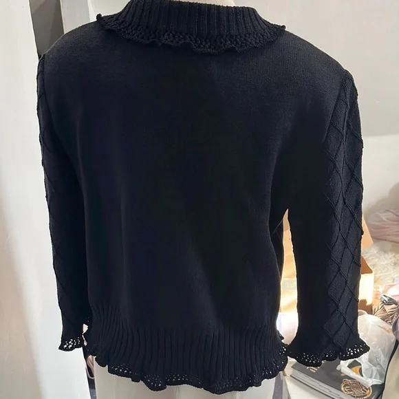 St john legacy zip front black sweater with collar knit.